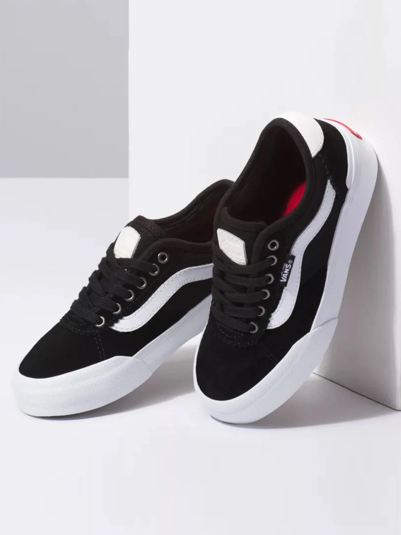 Chima Pro Black/White Shoes (Kids) - Image 3